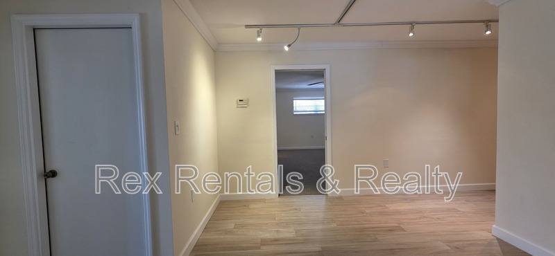 House for rent at 4095 14th St NE, Saint Petersburg, FL 33703
