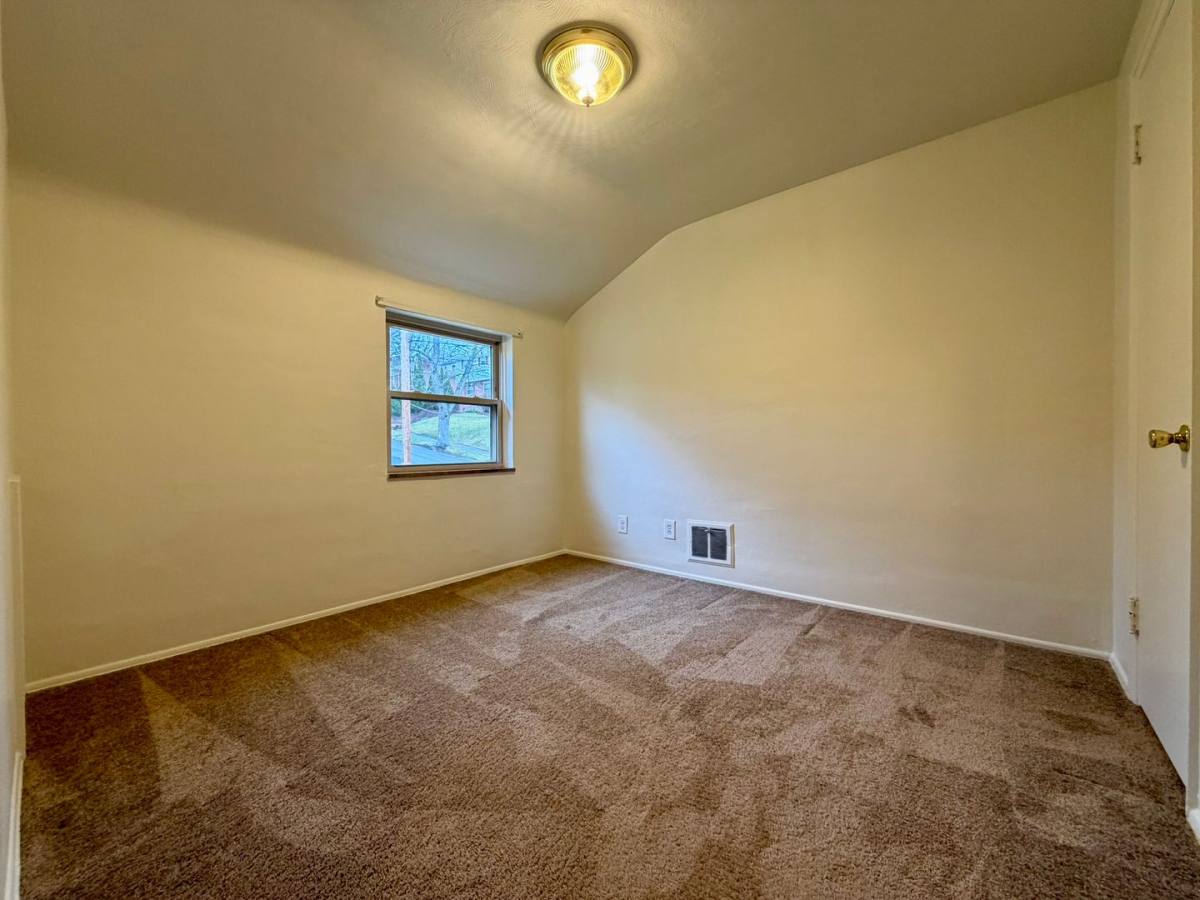 Apartment for rent at 701-707 1st St, Verona, PA 15147