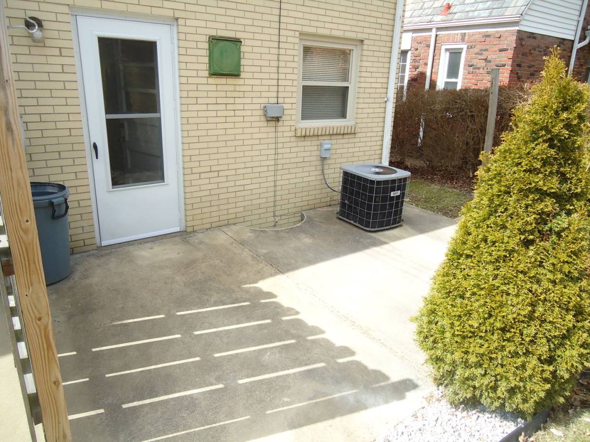 Apartment for rent at 701-707 1st St, Verona, PA 15147