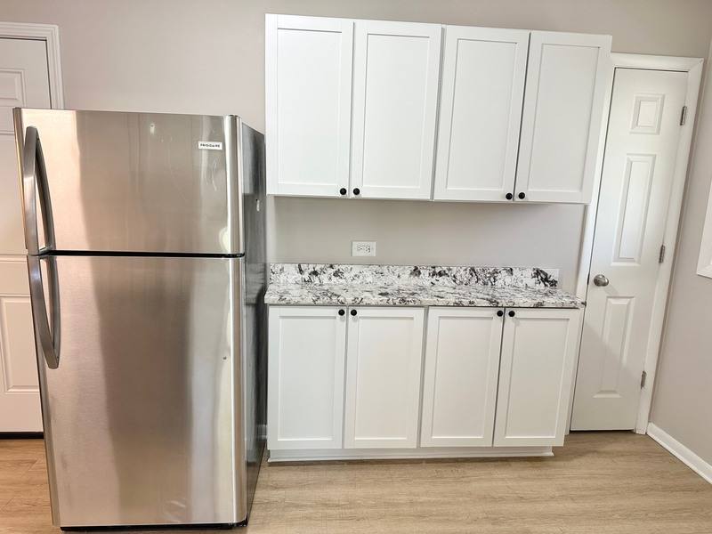 Apartment for rent at 525 Ryan Lane #B, Dundee, IL 60118
