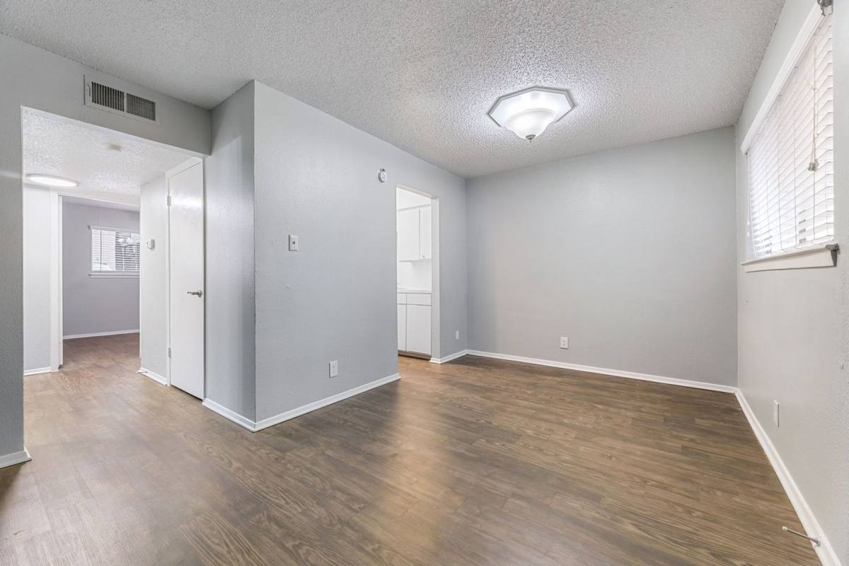Apartment for rent at 404 406 E, Austin, TX 78705