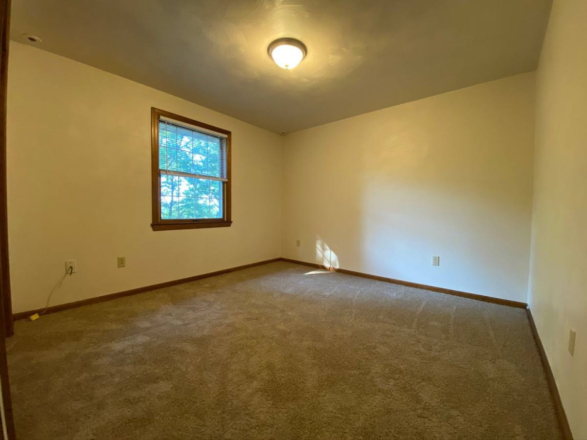 Townhouse for rent at 119 Edgewater Village #12, Latrobe, PA 15650