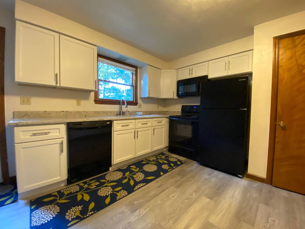 Townhouse for rent at 119 Edgewater Village #12, Latrobe, PA 15650