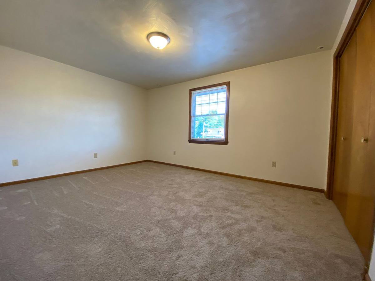 Townhouse for rent at 119 Edgewater Village #12, Latrobe, PA 15650