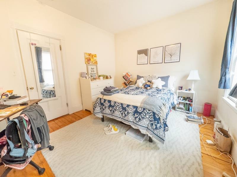 Apartment for rent at 12 Hamlin St #1, Cambridge, MA 02141