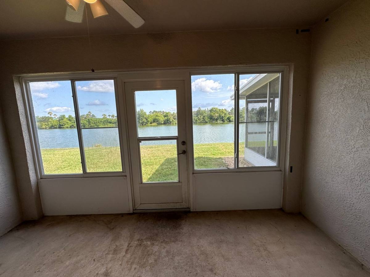 Townhouse for rent at 413 Kensington Lake Circle, Brandon, FL 33511