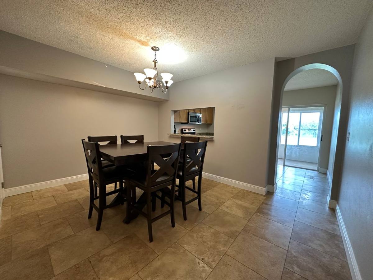 Townhouse for rent at 413 Kensington Lake Circle, Brandon, FL 33511