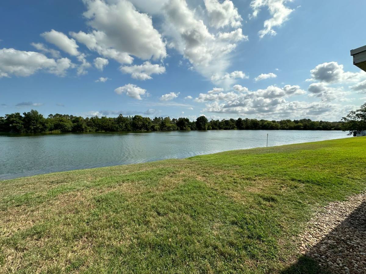 Townhouse for rent at 413 Kensington Lake Circle, Brandon, FL 33511