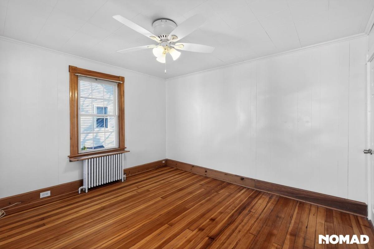 Townhouse for rent at 21 Hall Ave #2, Newport, RI 02840