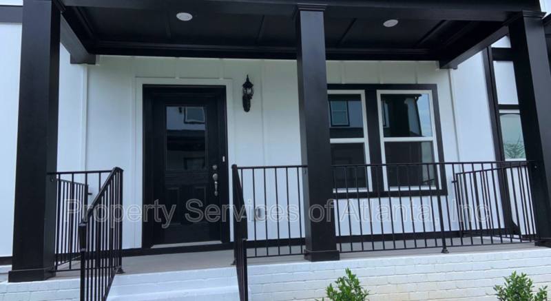 Townhouse for rent at 912 Sweetwater Grove, Woodstock, GA 30188