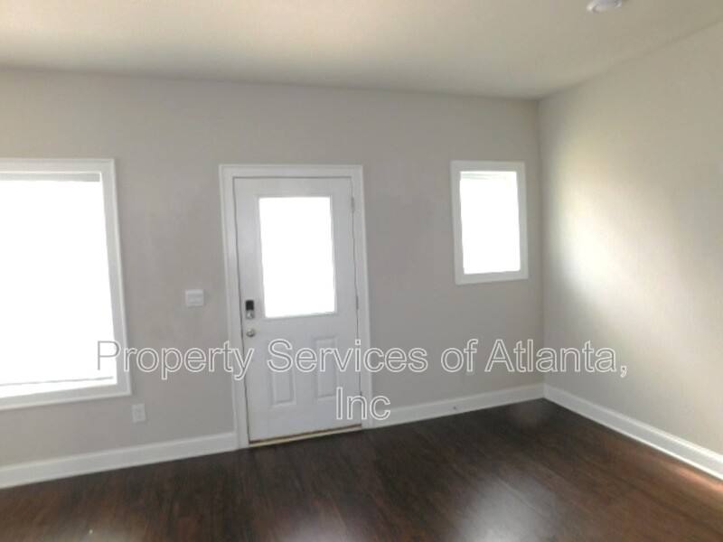 Townhouse for rent at 912 Sweetwater Grove, Woodstock, GA 30188