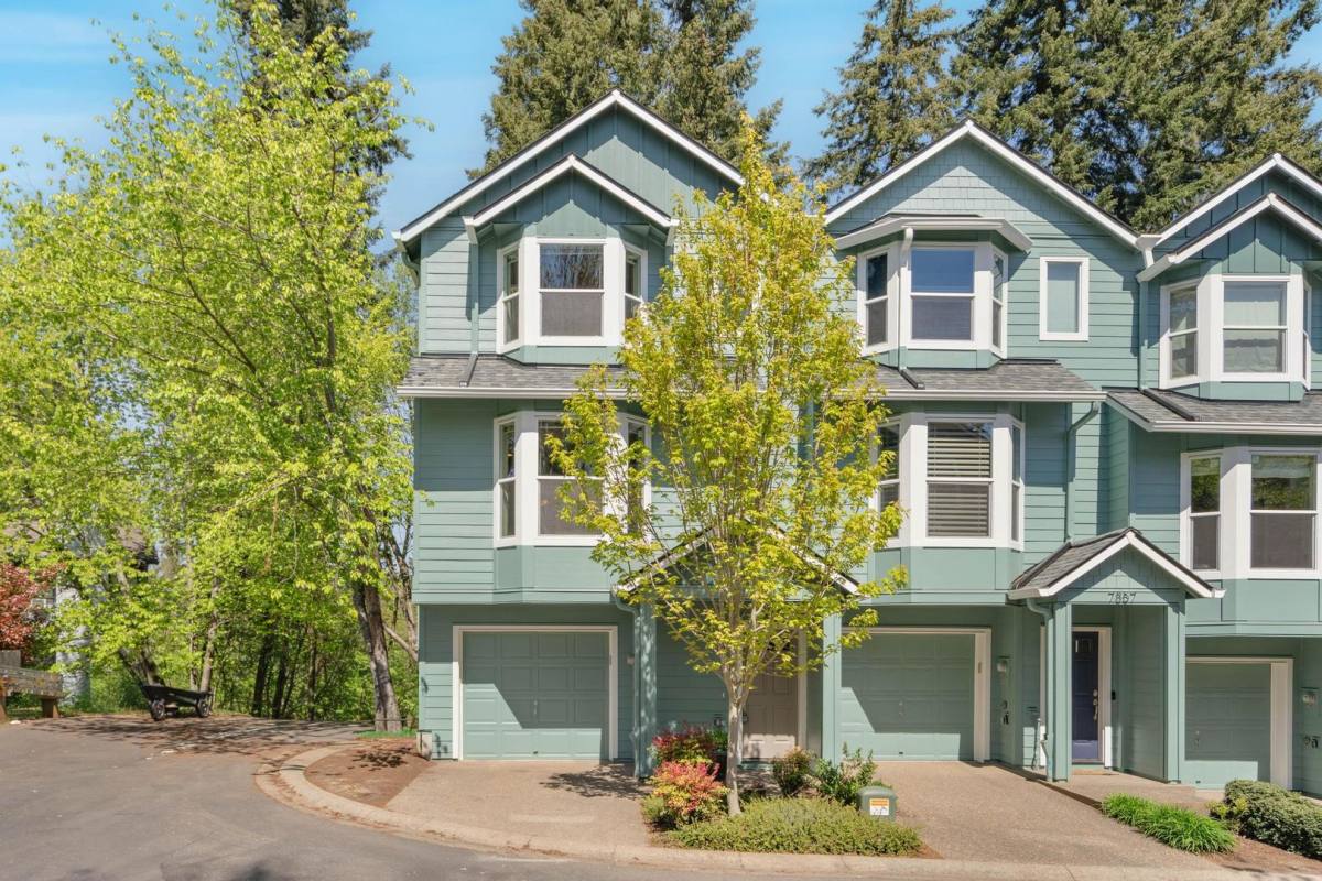 Townhouse for rent at 7863 SW Water Parsley Lane, Portland, OR 97224