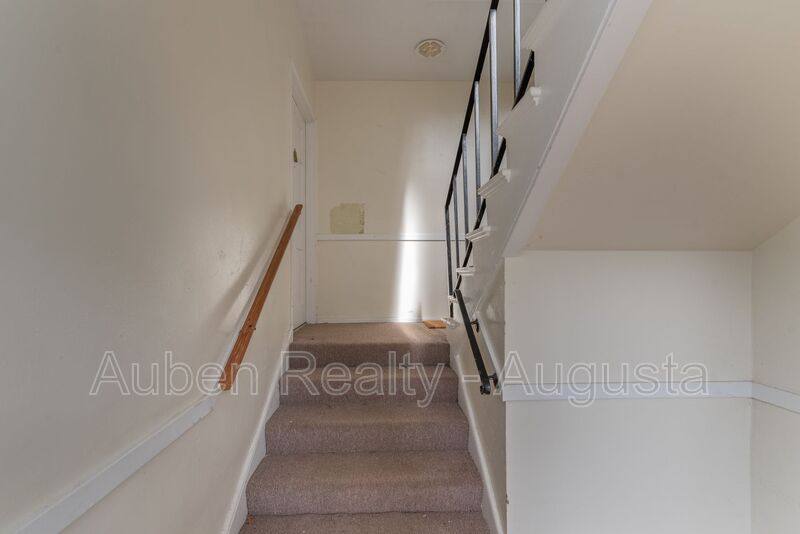 Apartment for rent at 501 Milledge Rd #13A, Augusta, GA 30904
