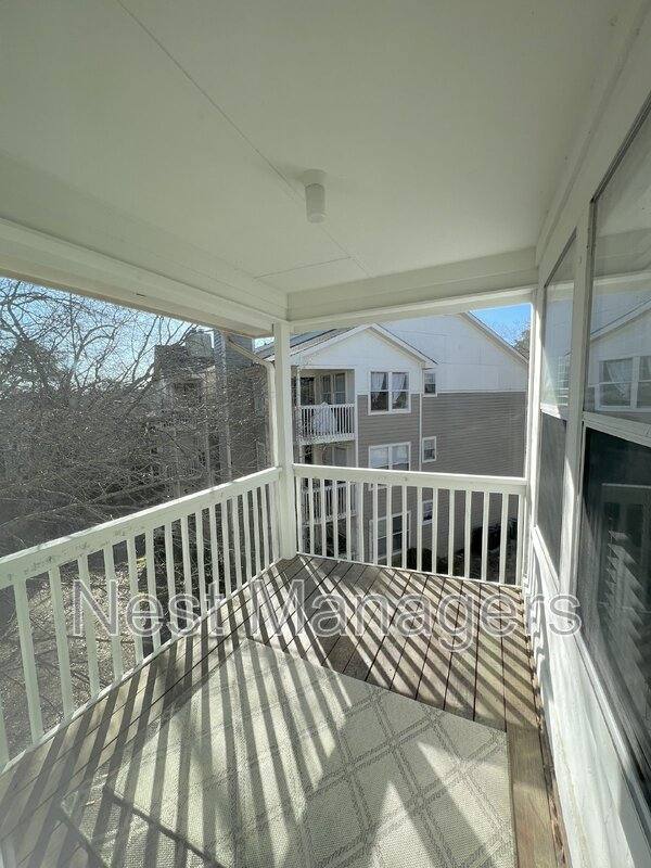 Condo for rent at 1018 Wood Creek #9, Fayetteville, NC 28314