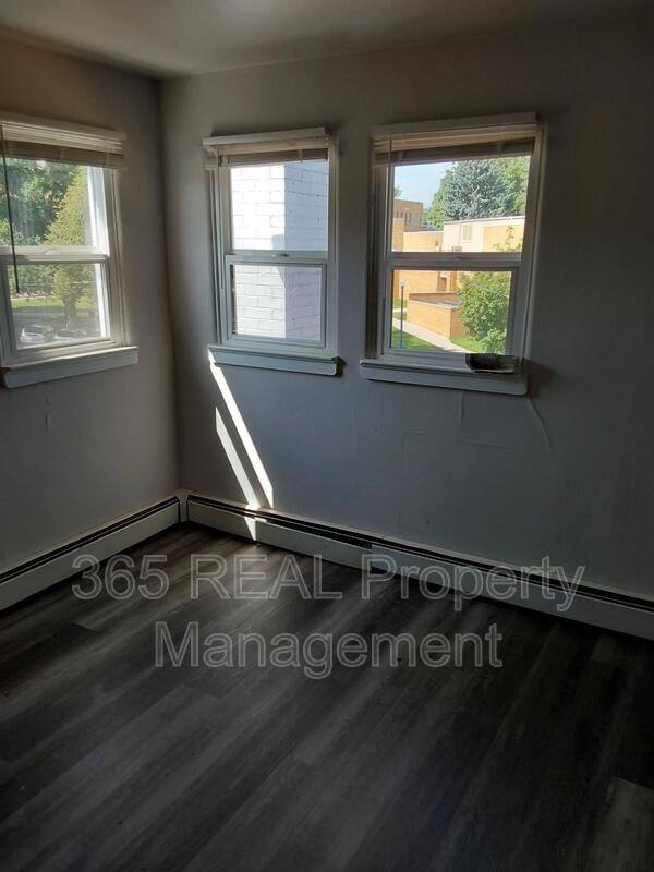 Apartment for rent at 1630 9th Ave #5, Greeley, CO 80631