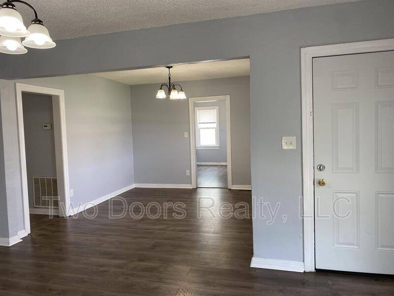House for rent at 632 SW 44th St, Oklahoma City, OK 73109