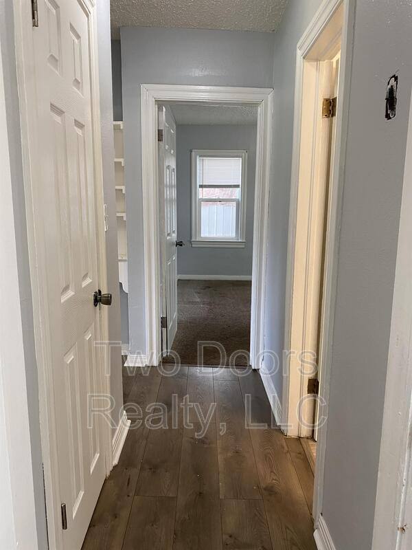 House for rent at 632 SW 44th St, Oklahoma City, OK 73109