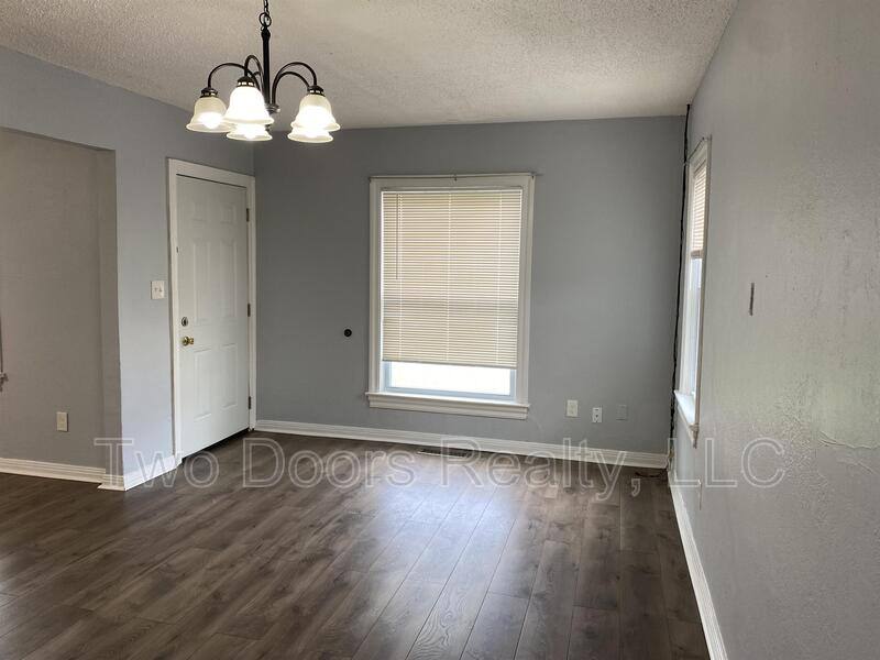 House for rent at 632 SW 44th St, Oklahoma City, OK 73109