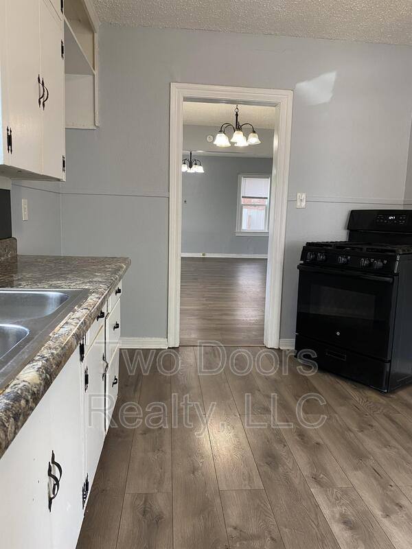 House for rent at 632 SW 44th St, Oklahoma City, OK 73109