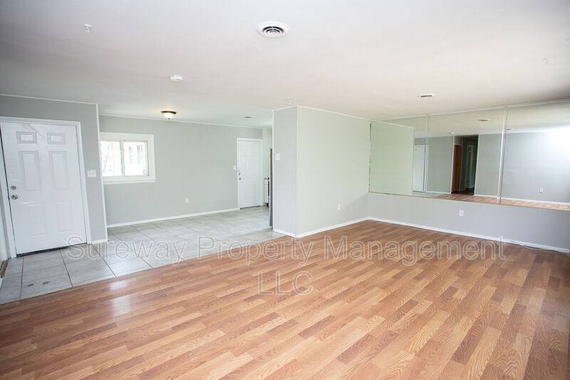 House for rent at 17 Snowdon Lane, Willingboro, NJ 08046