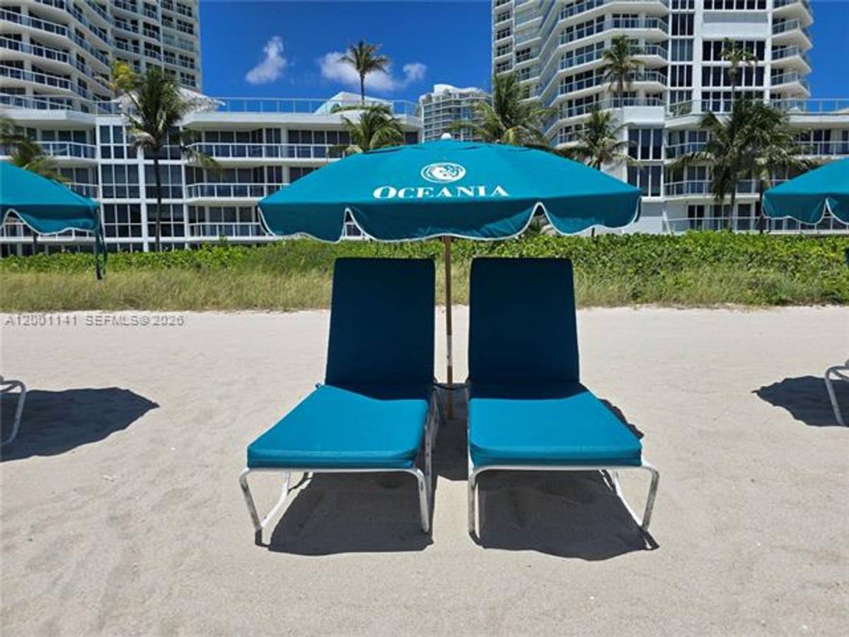 Apartment for rent at 16485 Collins Ave, North Miami Beach, FL 33160