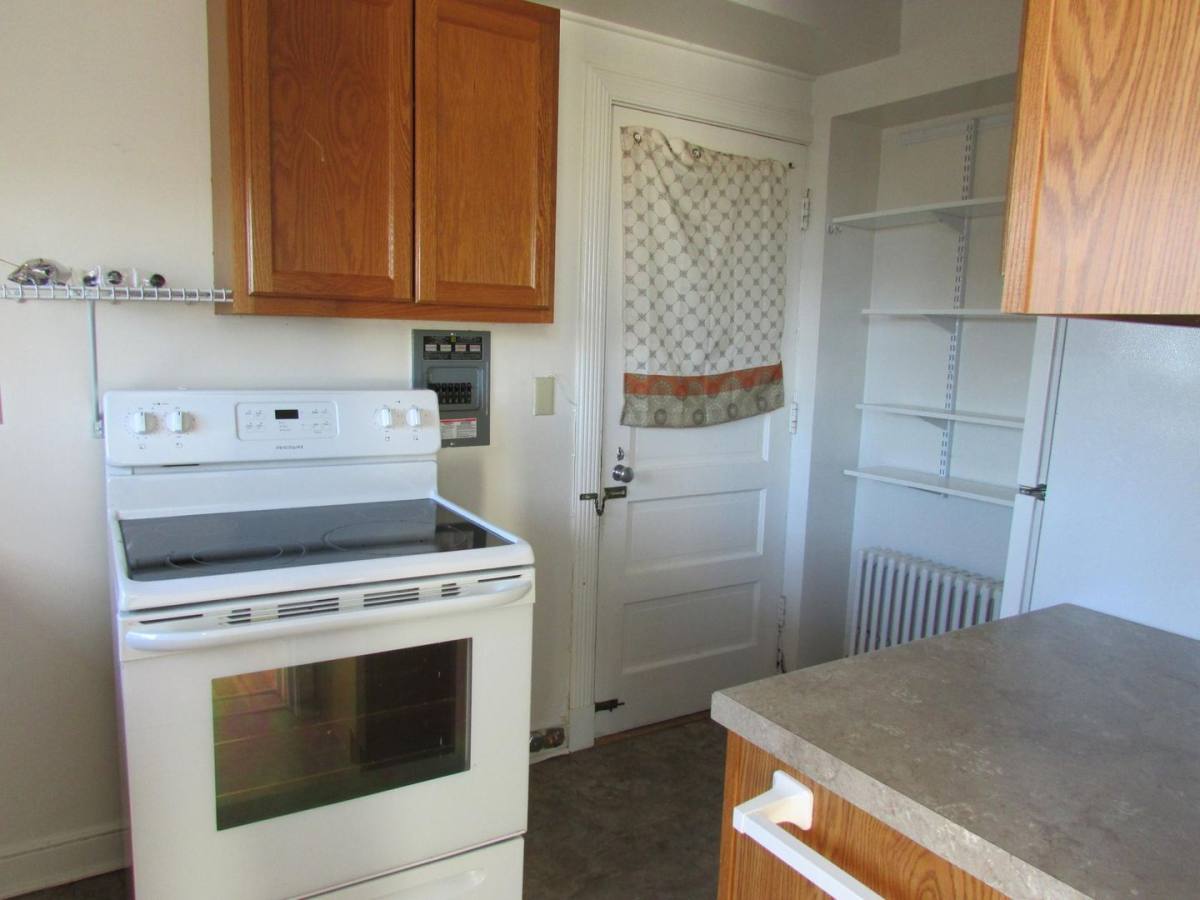 Apartment for rent at 418-22 5th St, Wilmette, IL 60091