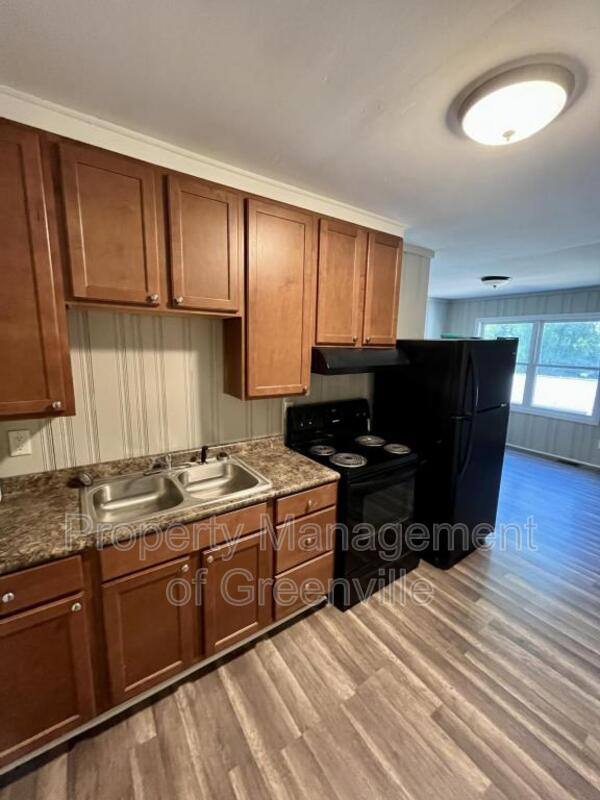 Apartment for rent at 326 Loop St #B, Greenville, SC 29609