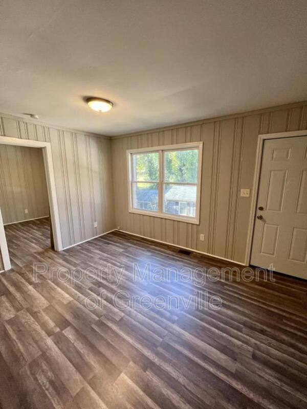 Apartment for rent at 326 Loop St #B, Greenville, SC 29609
