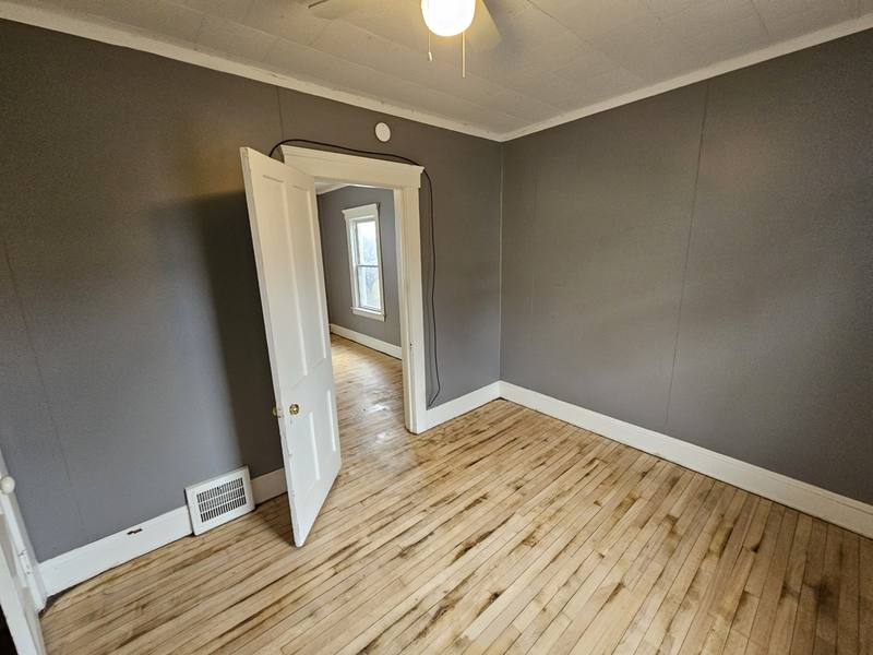 Apartment for rent at 2059 W 105th St #4, Cleveland, OH 44102