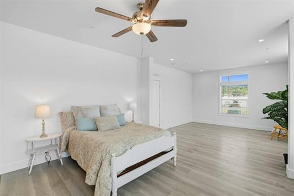 House for rent at 2080 Curtis Dr, Vista, CA 92084