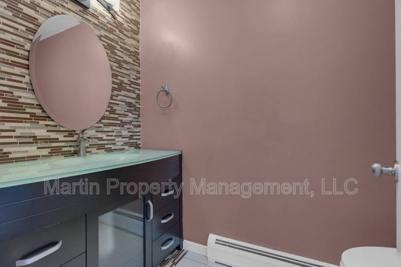 House for rent at 52 Rayburn Rd, Belmont, MA 02478