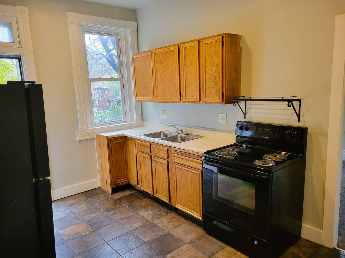 Apartment for rent at 530 Ridgeway Ave, Cincinnati, OH 45229