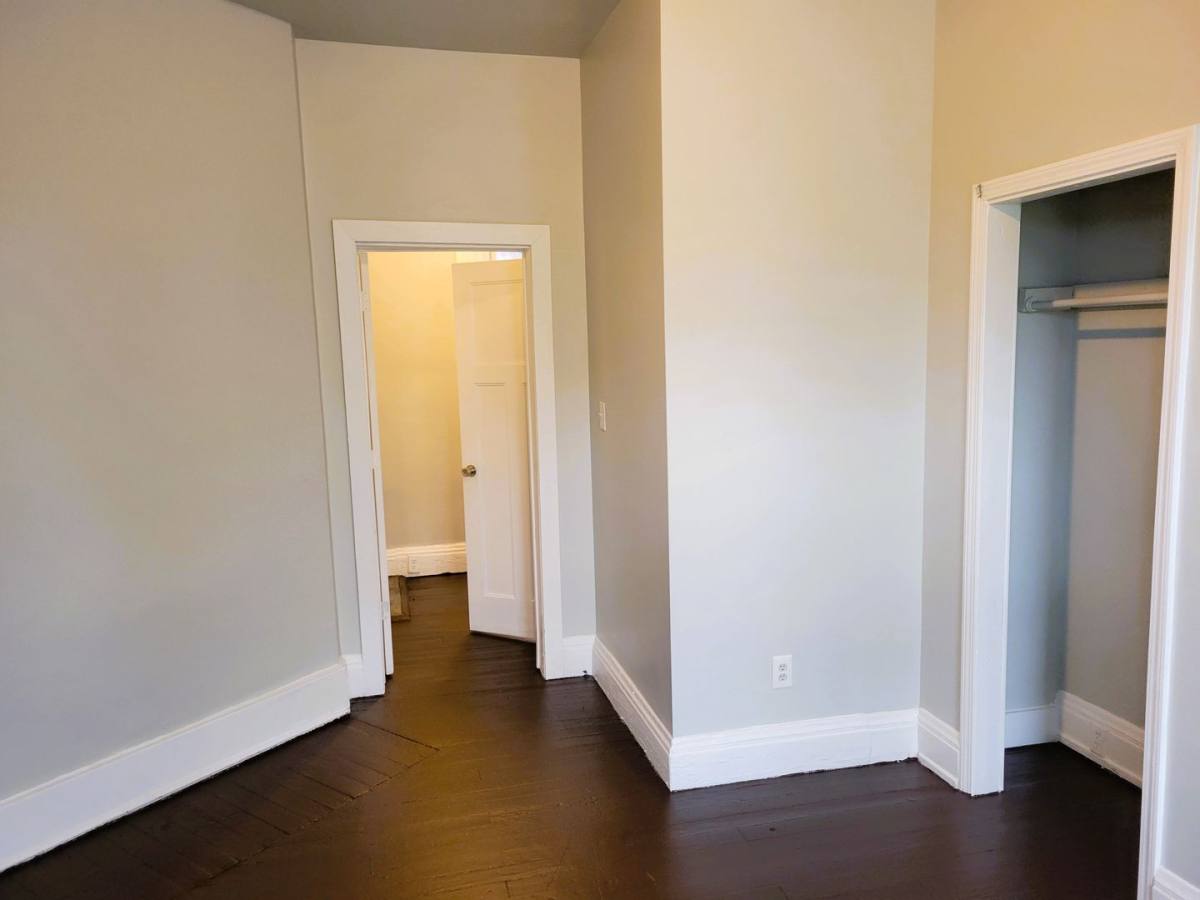 Apartment for rent at 530 Ridgeway Ave, Cincinnati, OH 45229
