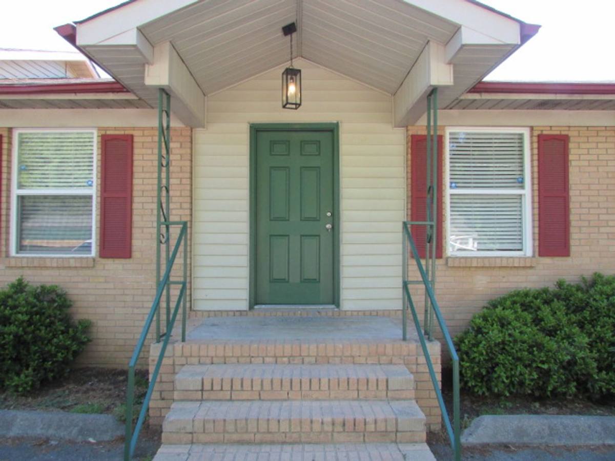 Apartment for rent at 317 E Phifer St, Marshville, NC 28103