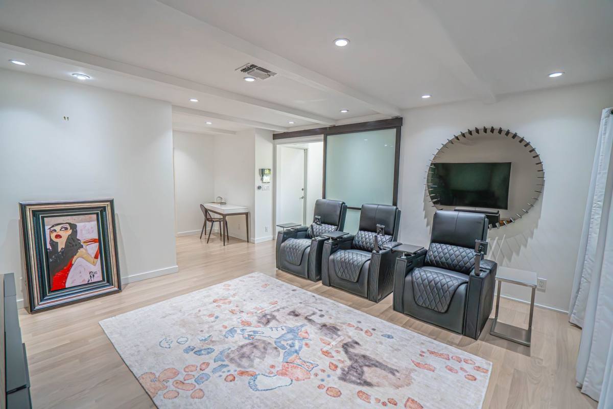 House for rent at 8641 Metz Place, West Hollywood, CA 90069