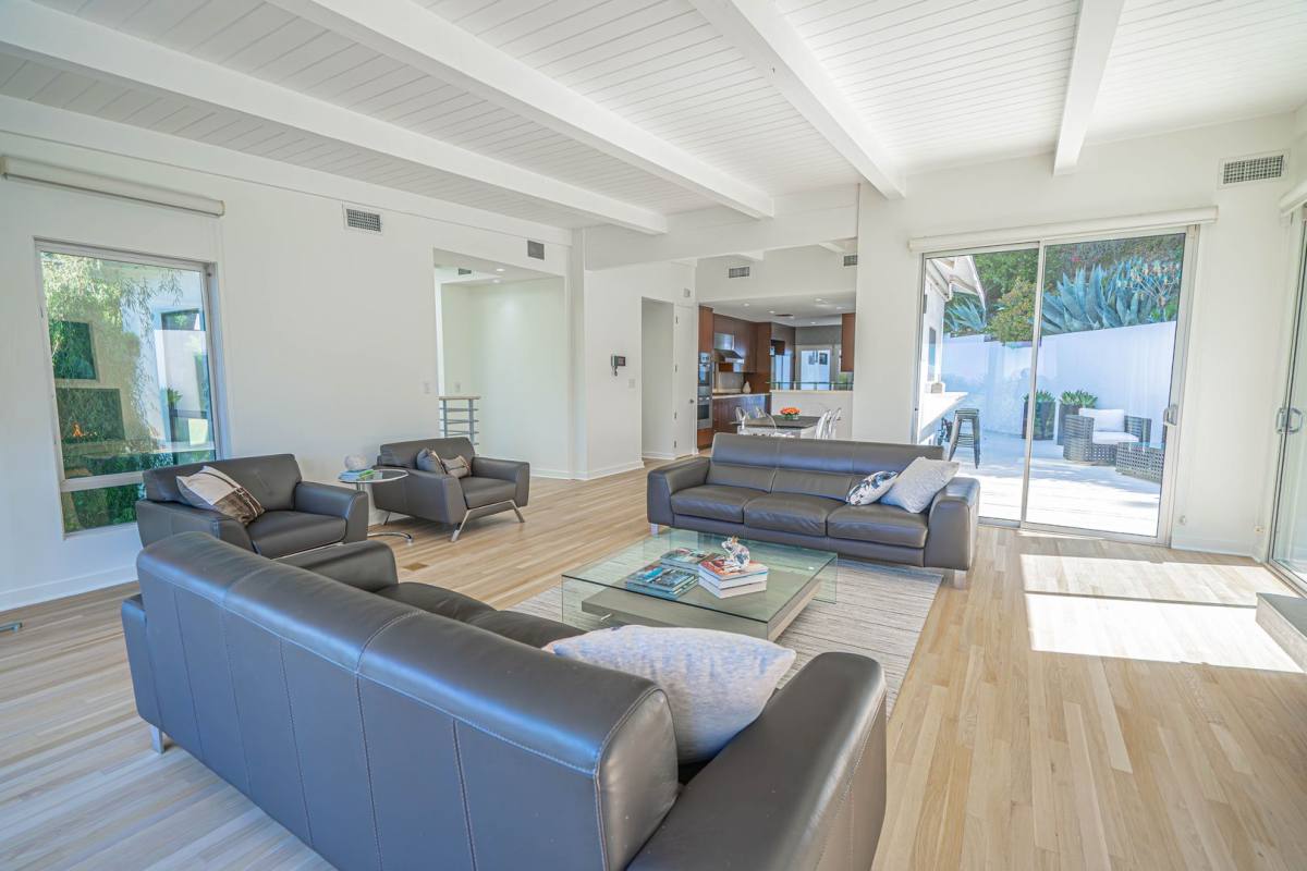 House for rent at 8641 Metz Place, West Hollywood, CA 90069