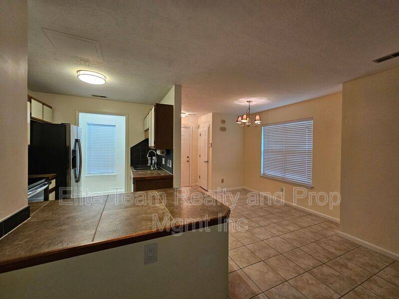 Townhouse for rent at 802 A Selwyn Oaks Court, Charlotte, NC 28209