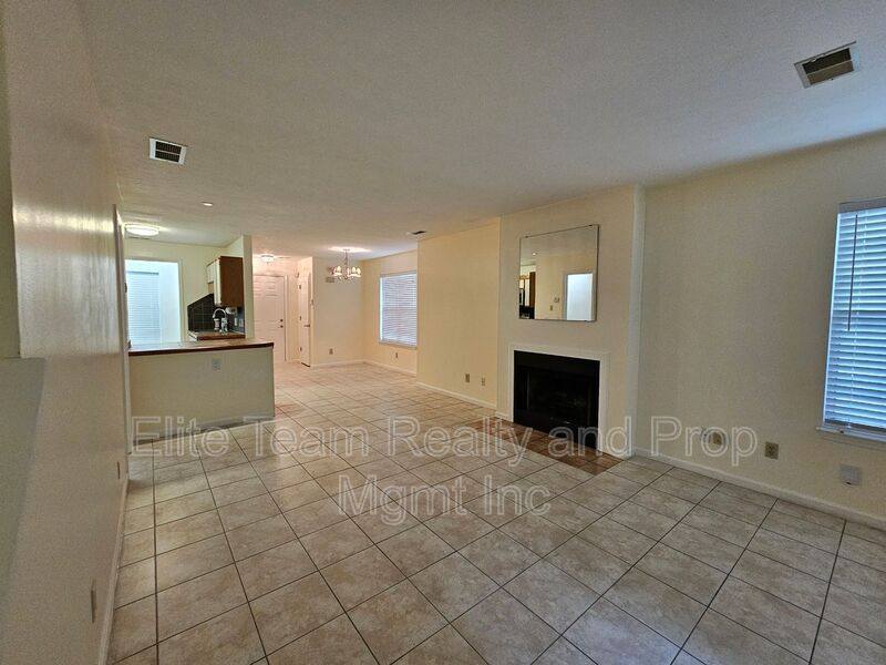 Townhouse for rent at 802 A Selwyn Oaks Court, Charlotte, NC 28209