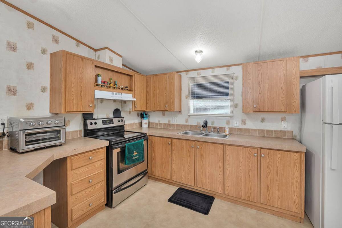House for rent at 1093 Timber Landing Rd, Brunswick, GA 31523