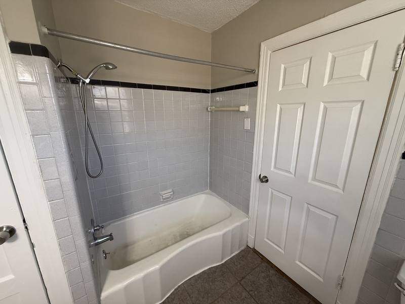 Apartment for rent at 1621 Glenview Ave #1623, Memphis, TN 38106