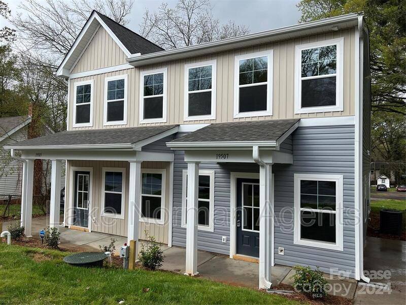 House for rent at 19505 Meridian St, Cornelius, NC 28031