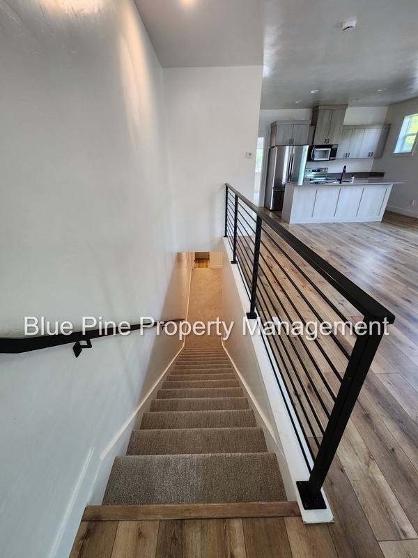 Townhouse for rent at 1664 S Higbee Ave, Idaho Falls, ID 83404