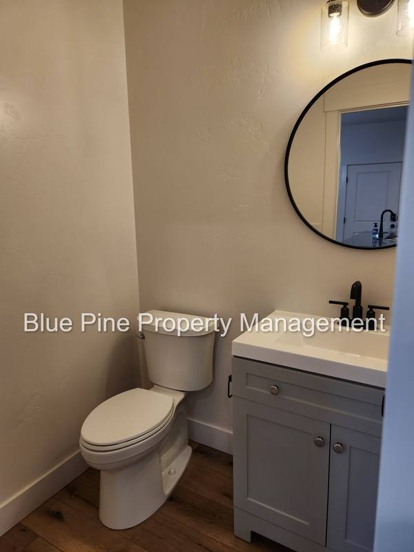 Townhouse for rent at 1664 S Higbee Ave, Idaho Falls, ID 83404