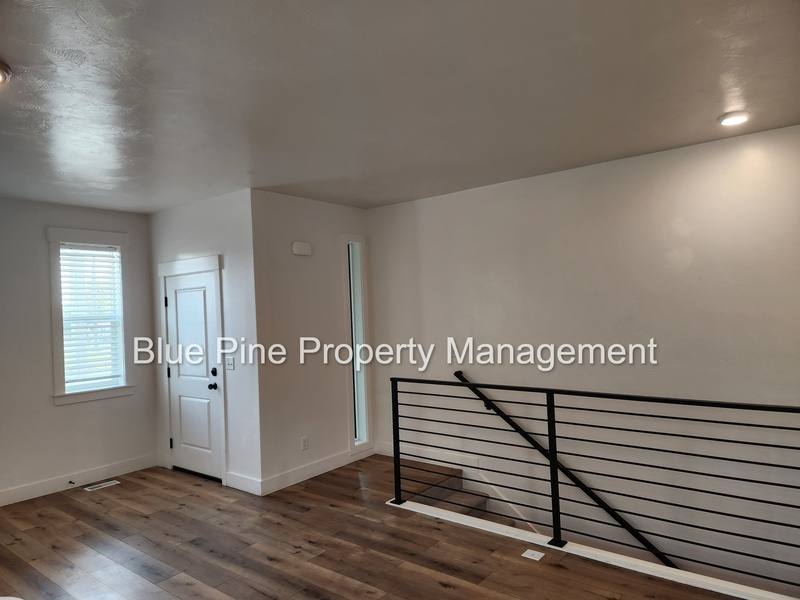 Townhouse for rent at 1664 S Higbee Ave, Idaho Falls, ID 83404