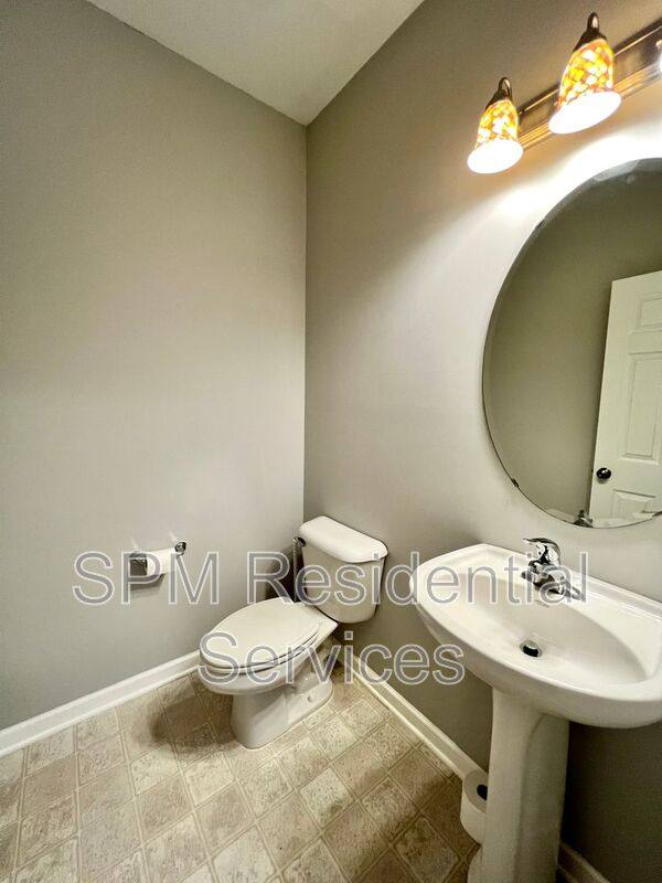House for rent at 438 Riviera Dr, Wilmington, NC 28411