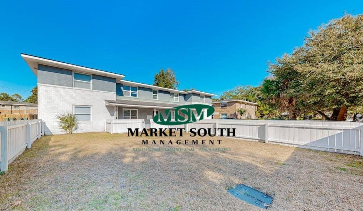 Apartment for rent at 2 W 53rd St, Savannah, GA 31405