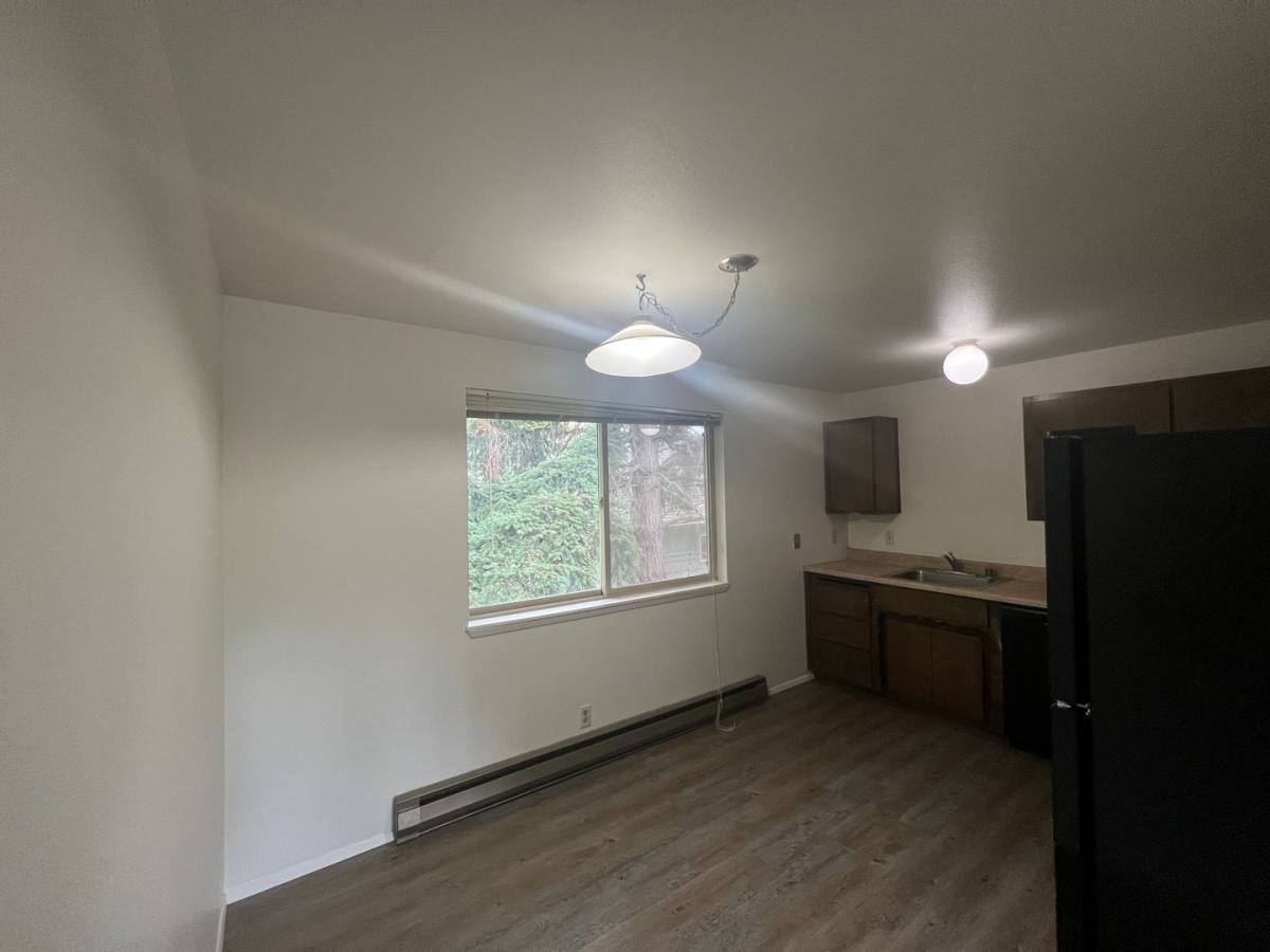 Apartment for rent at 1315 21st St, Bellingham, WA 98225