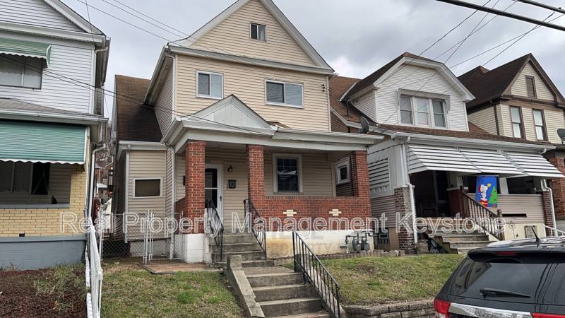 Apartment for rent at 403 Ohio Ave - 1st Floor, Glassport, PA 15045