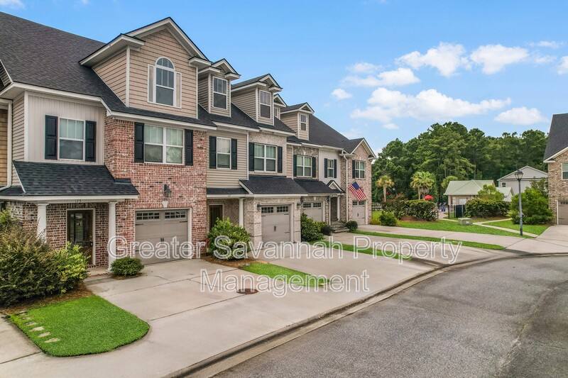 Townhouse for rent at 125 Ventura Place, Pooler, GA 31322