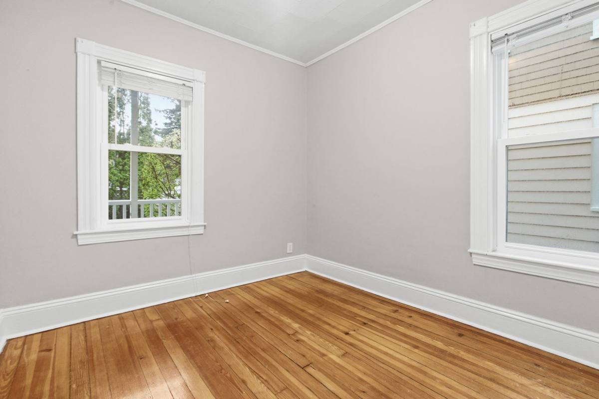 Apartment for rent at 35 Oakland St, Salem, MA 01970